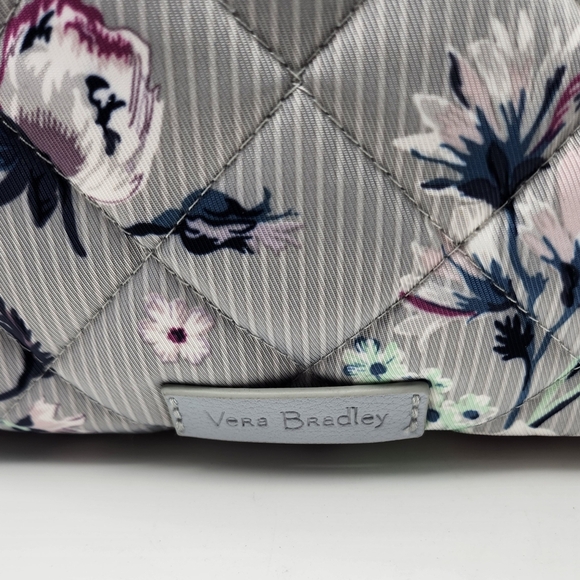 Vera Bradley Zinnias Quilted XTRA Large Tote/Bag 24"x15" Inner Zipper Pocket - Picture 2 of 15